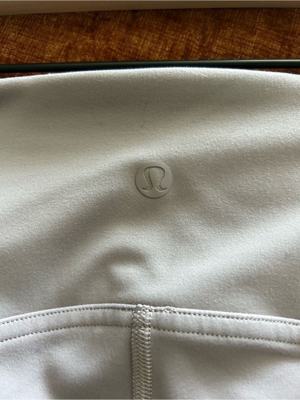 Lululemon High-Rise Leggings in Light Mauve size 6 - Picture 5 of 8